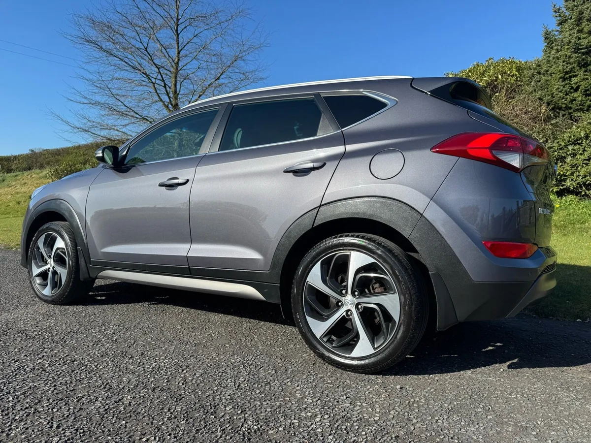 2016 Hyundai Tucson 2.0CRDi AWD 4x4 - Image 4