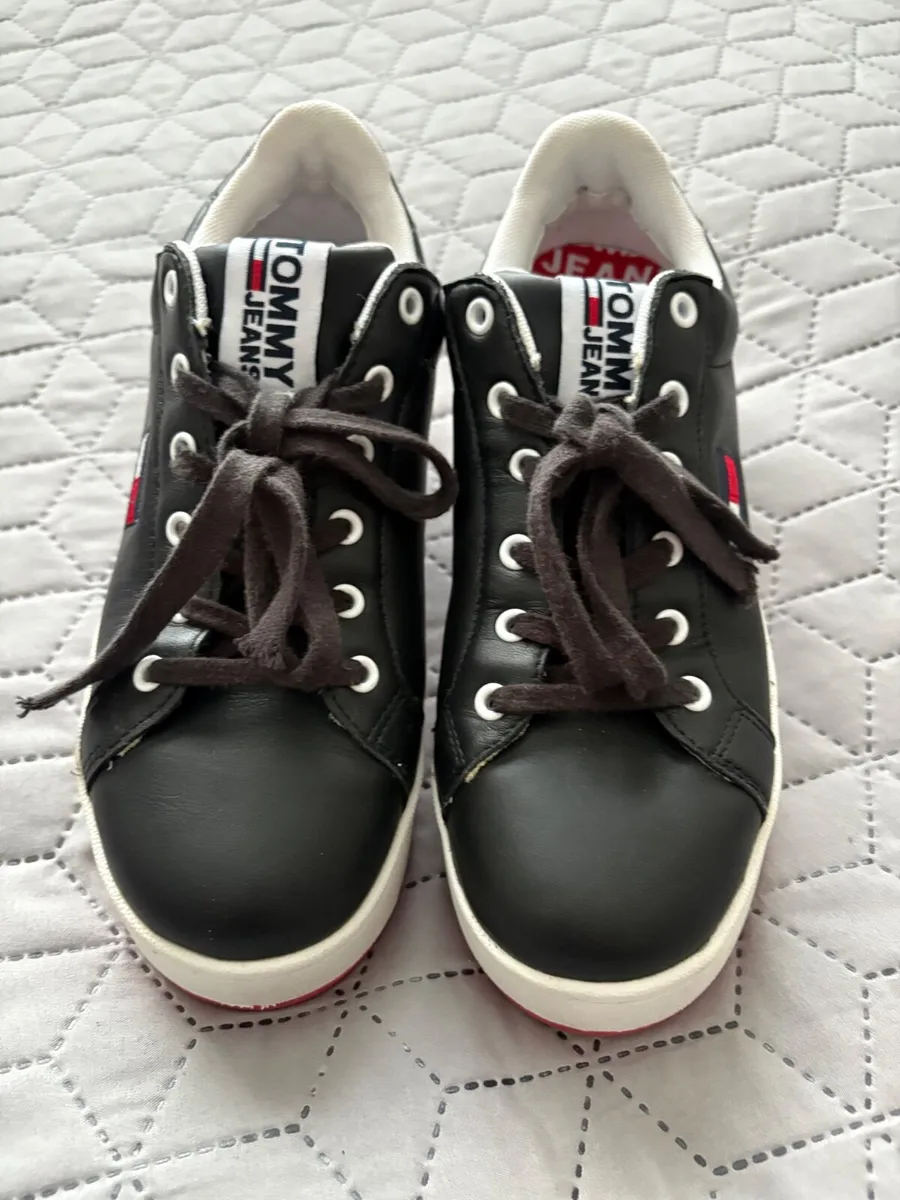 Shoes - Image 4