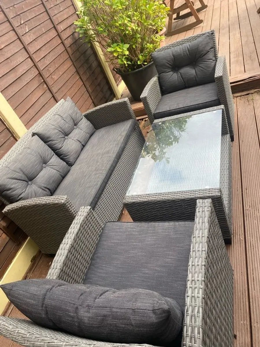 patio furniture - Image 1