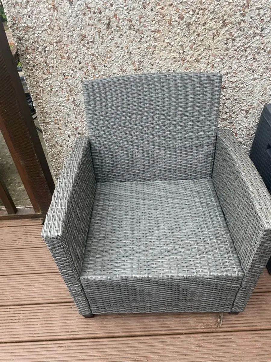 patio furniture - Image 4