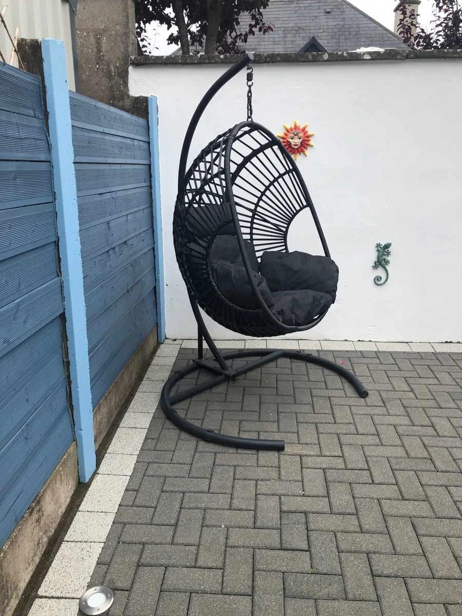 Hanging Egg Chair - Image 2