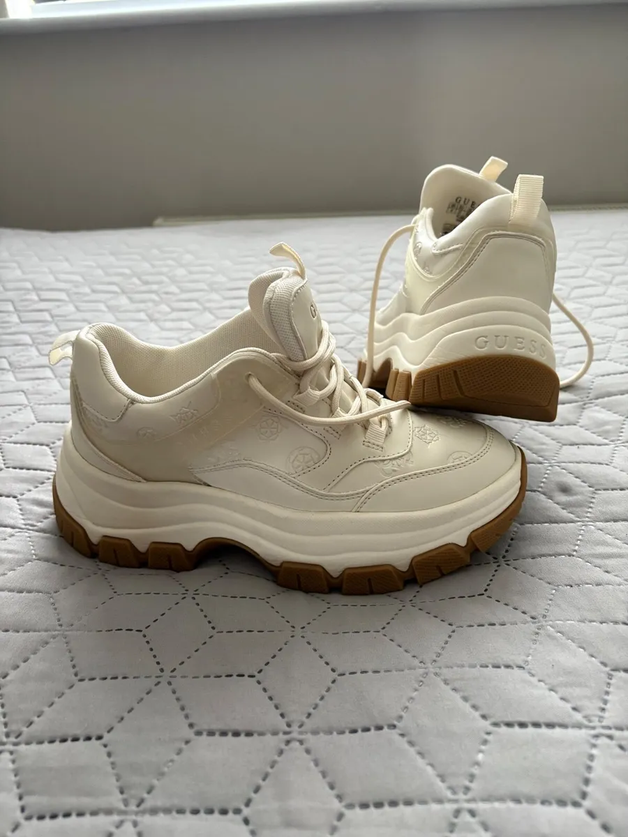 shoes - Image 3