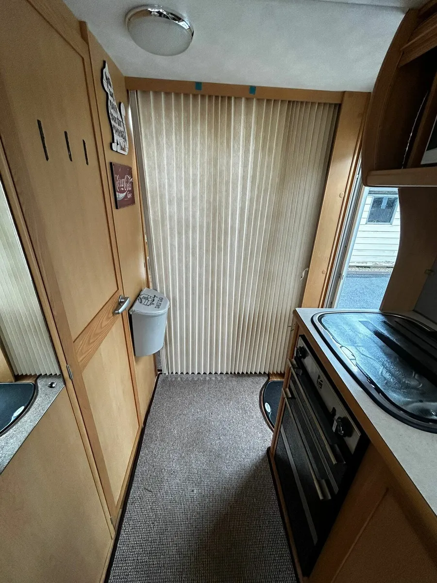 Elddis Odyssey 505 4/5 Berth Caravan - Image 3