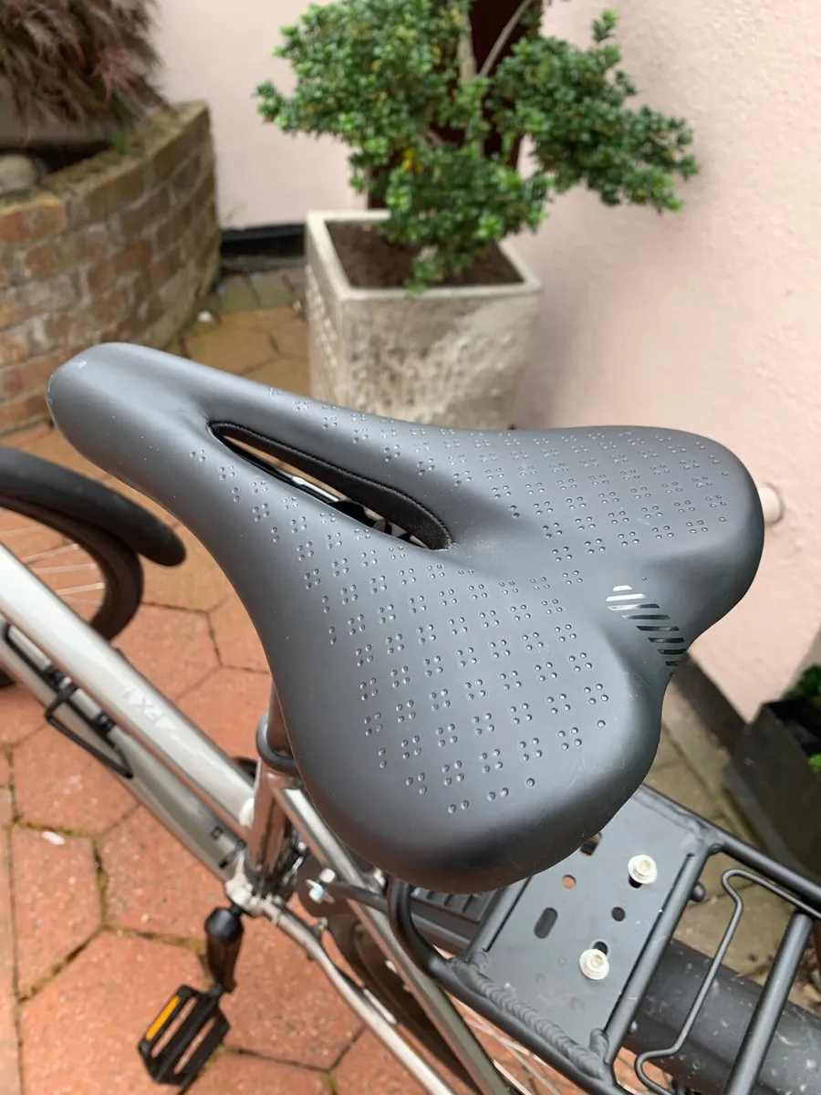 TREAK FX1 Womens Bike - Image 2