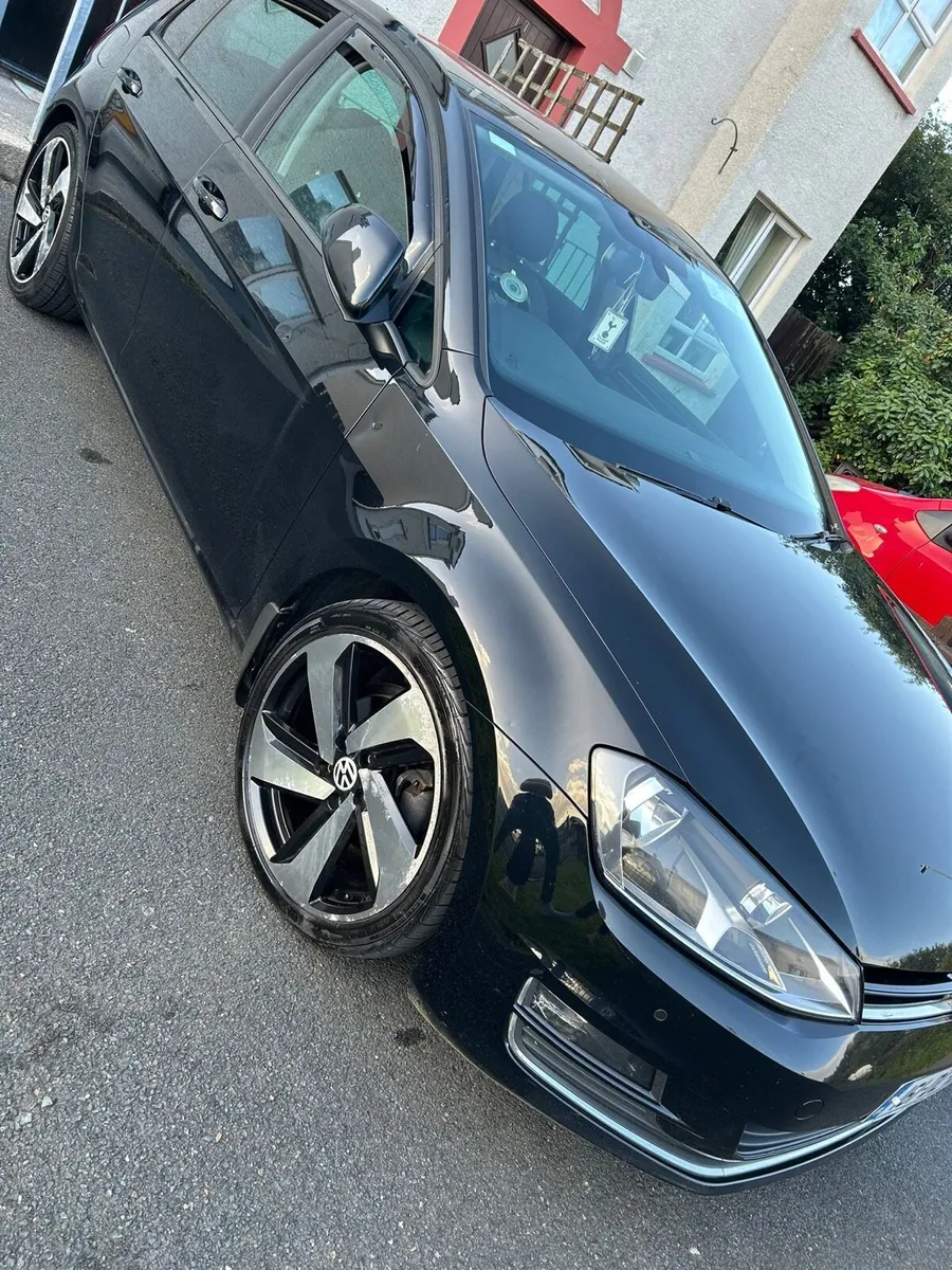 2016 2.0L TDI Blue Motion VW Golf - Image 4
