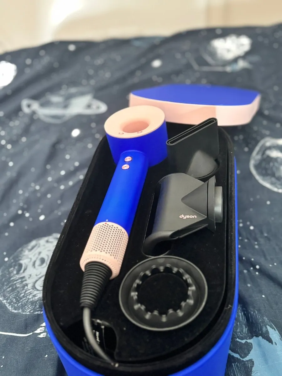 Dyson Supersonic Hair dryer -Blue Blush - Image 1