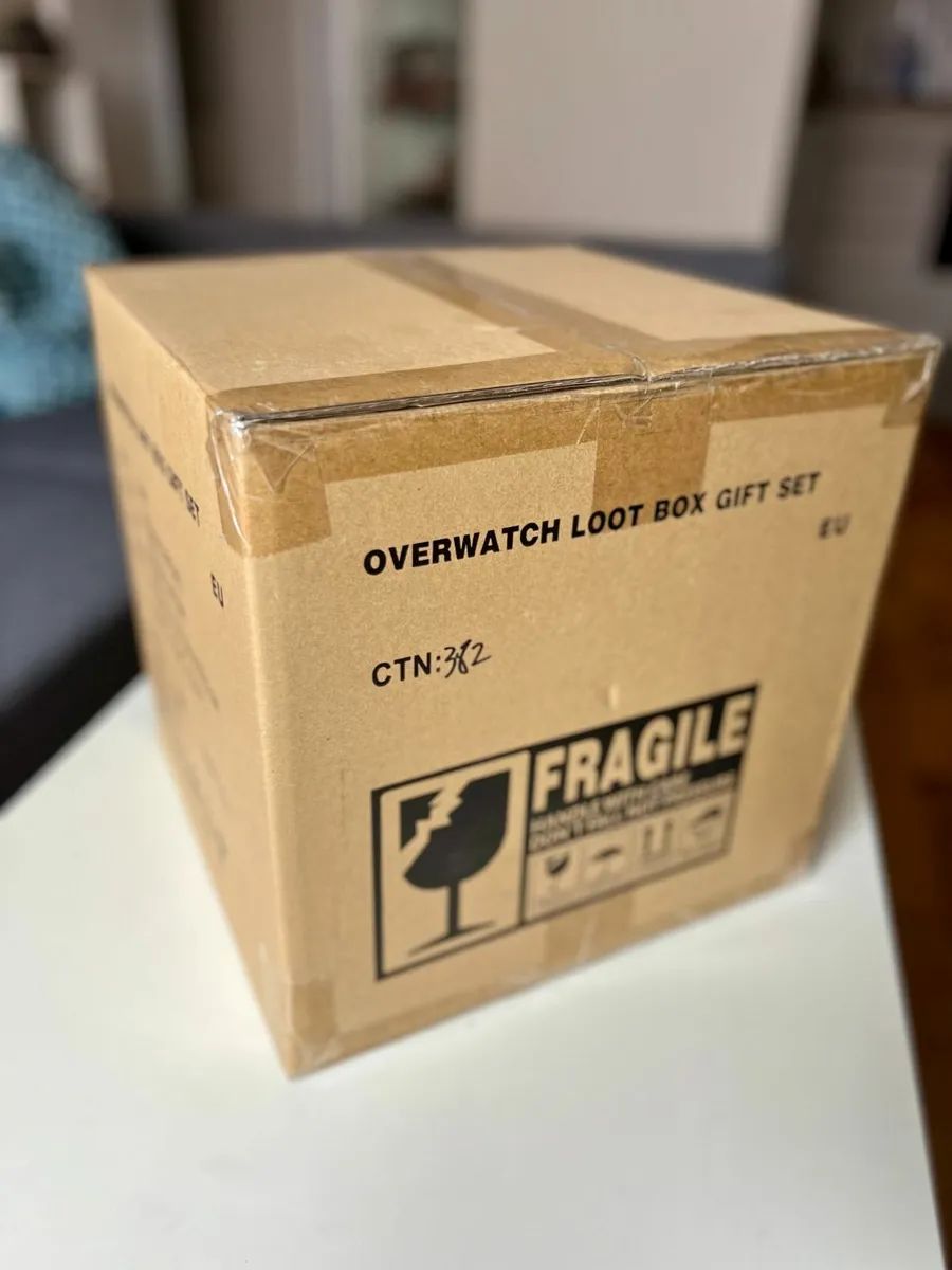 2017 Blizzard Employee Exclusive Overwatch Glass - Image 2