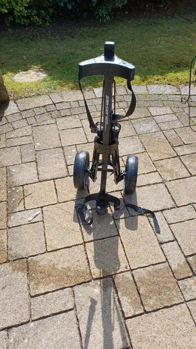 Masters series 1 children's golf trolley - Image 1