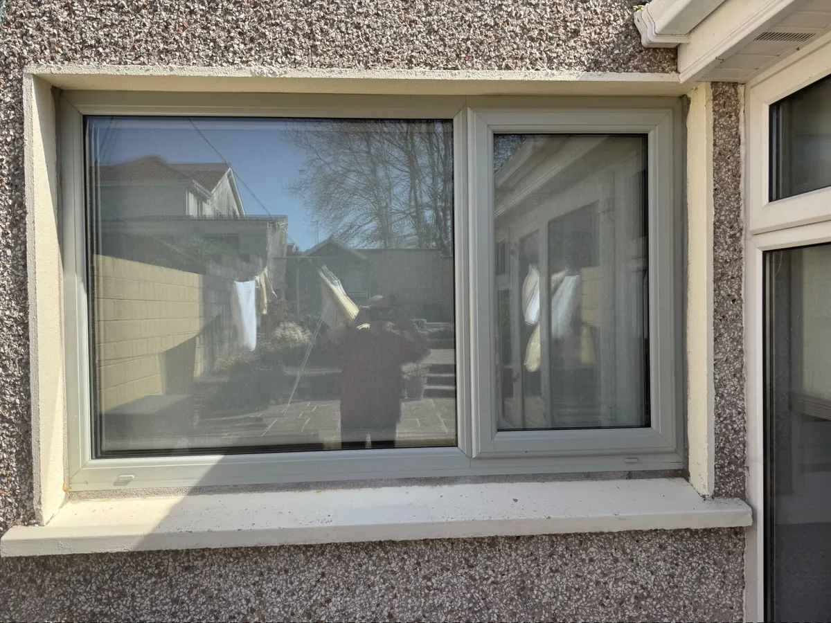 Triple glazed casement window - Image 2