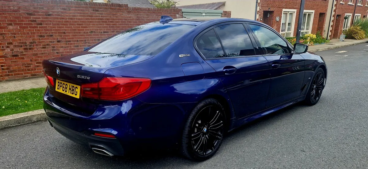 Bmw 530e m sport - Image 3