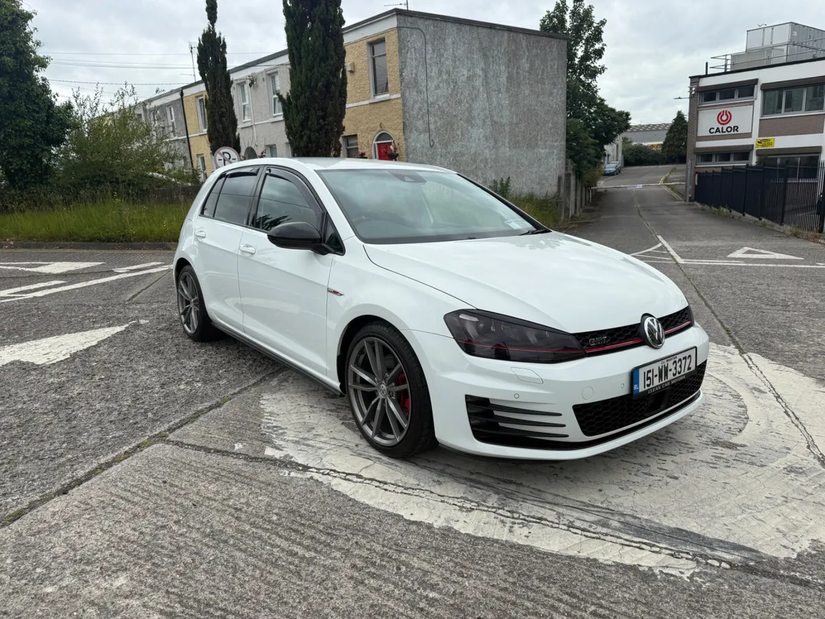 Volkswagen golf gti 2015 - Image 2
