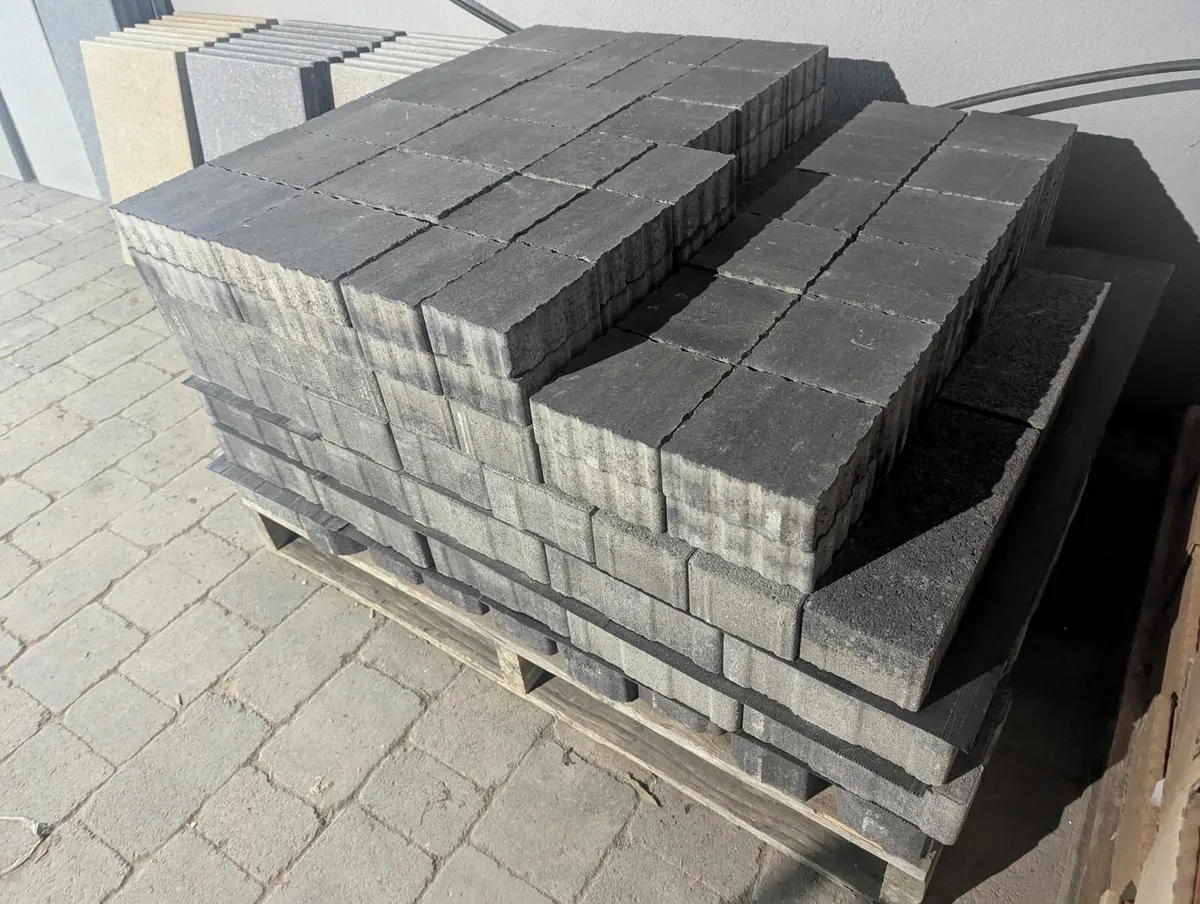 Paving Blocks - Image 1