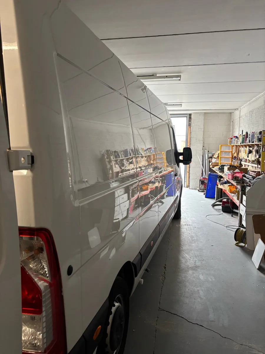 Campervan - Image 3