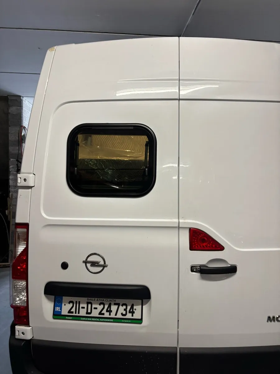 Campervan - Image 4