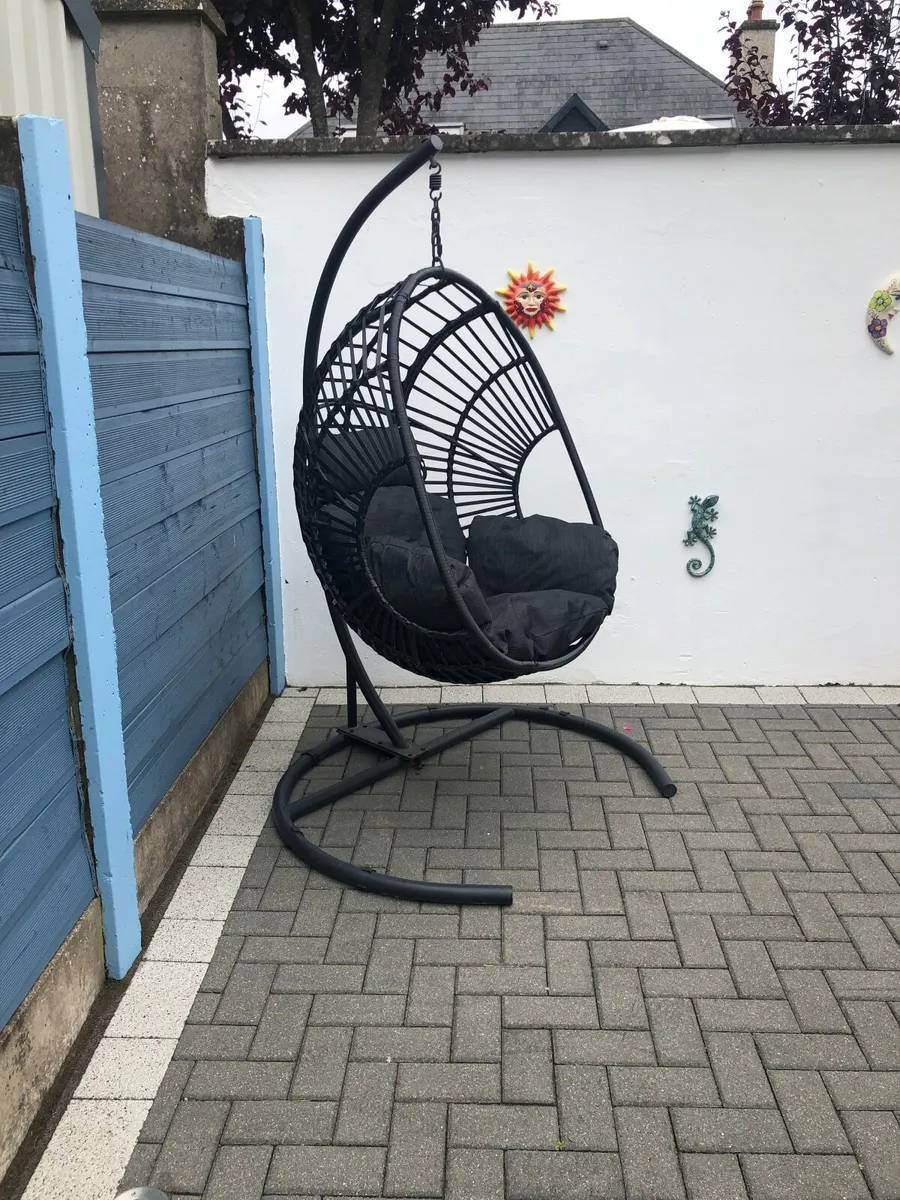 Hanging Egg Chair - Image 3