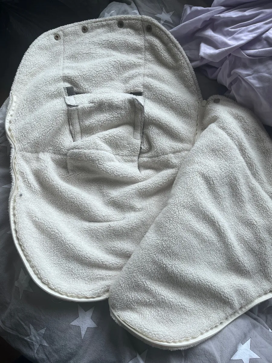 Foot muff Warmer - Image 2