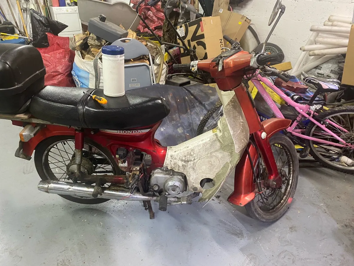 Motorcycle - Image 4