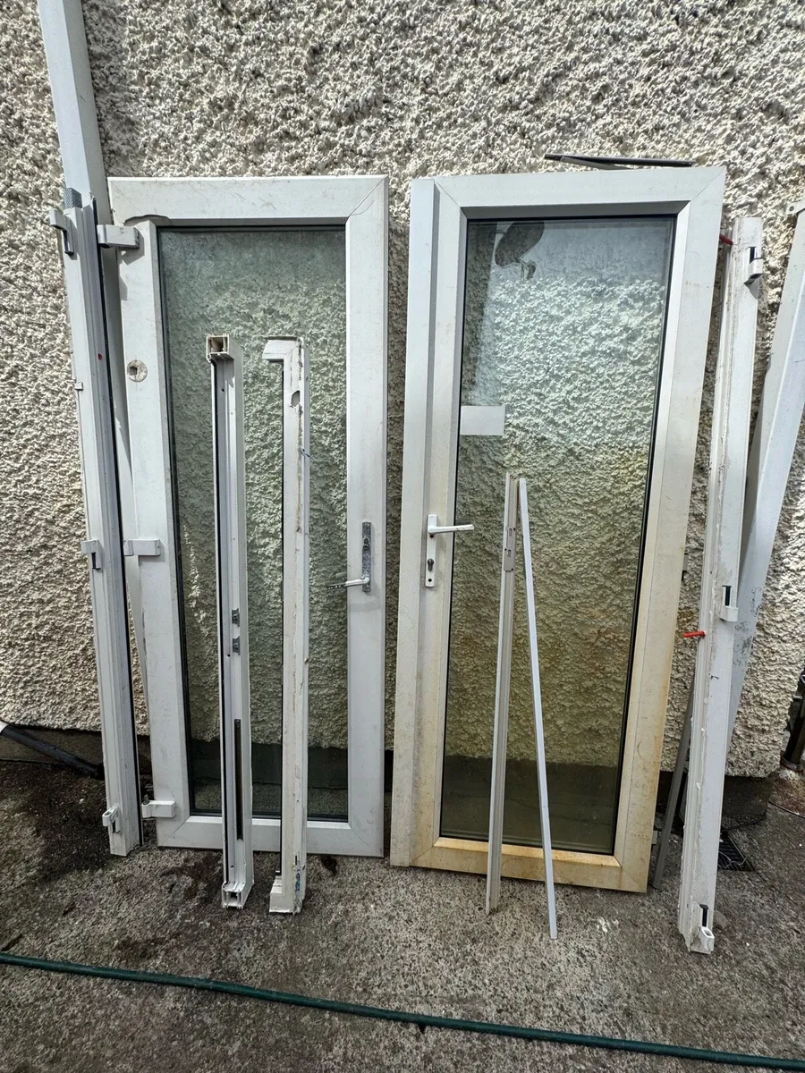 Back garden double door - Image 2