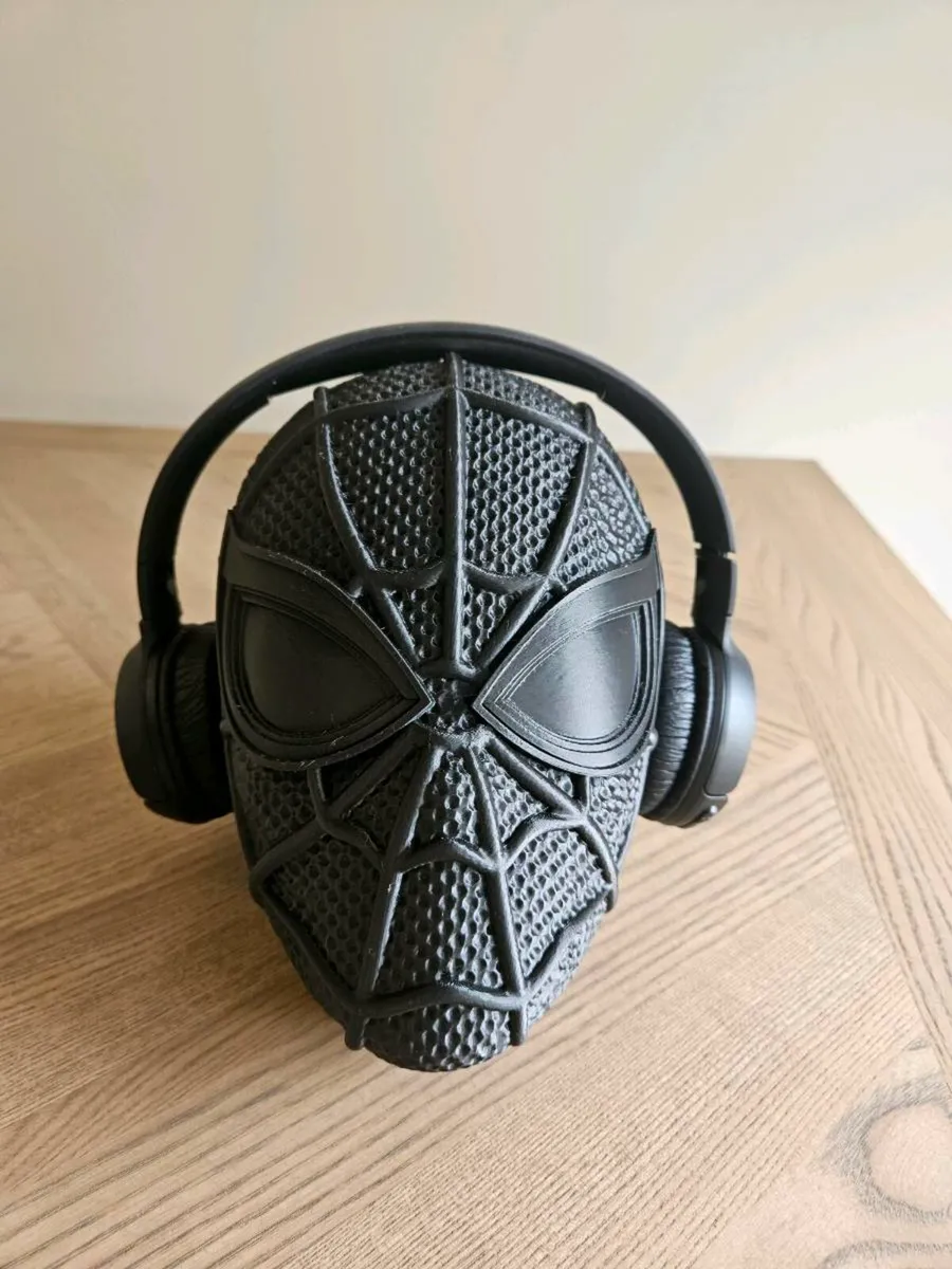 Headset stand - Image 1