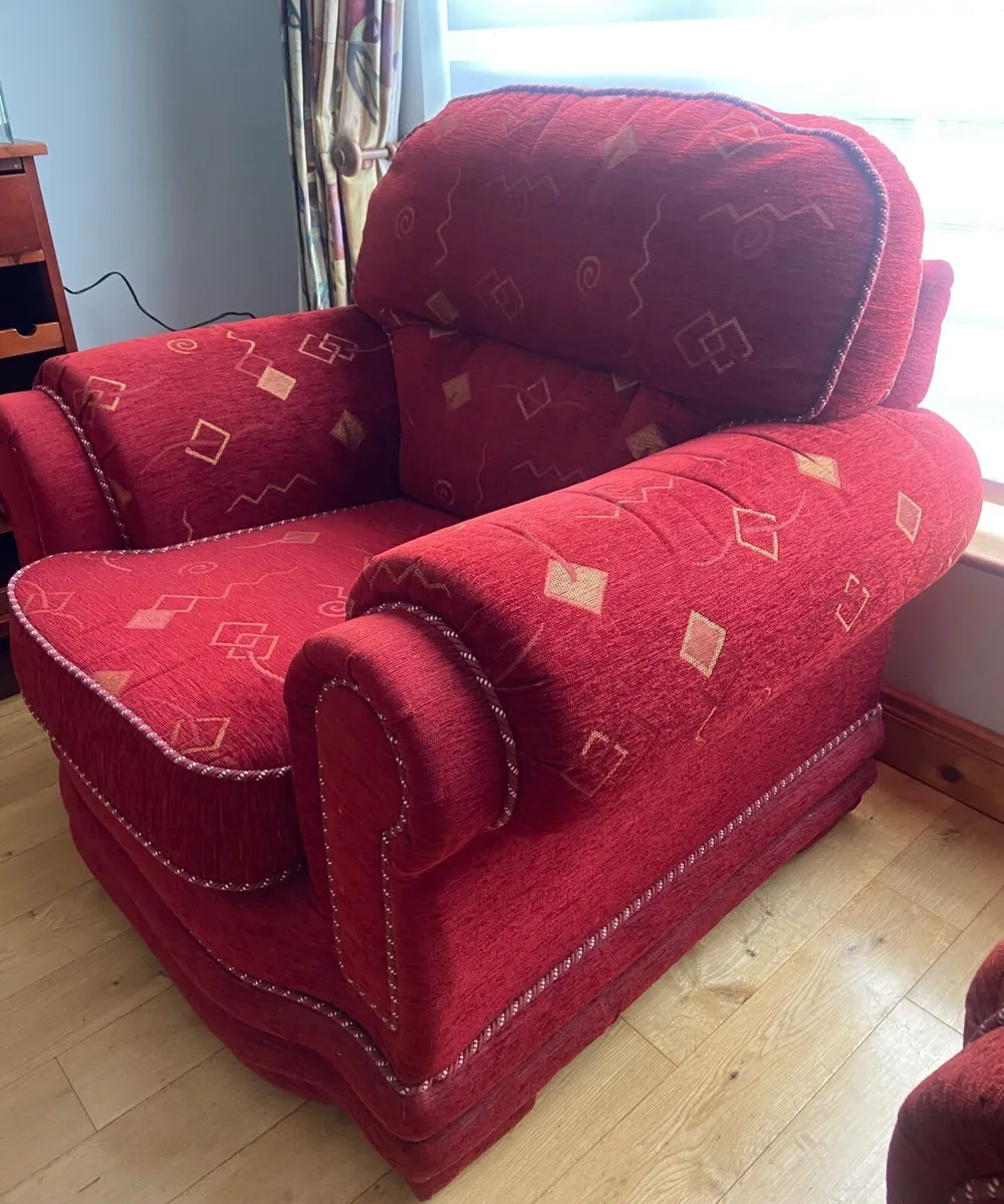 Couch and 2 Armchairs - Image 4