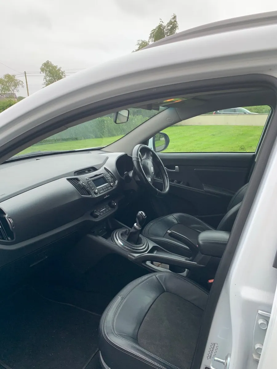 Kia Sportage 2014 - Image 2