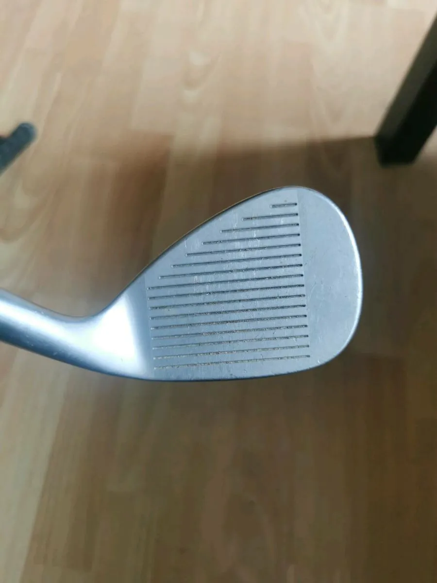 Left handed taylormade wedge - Image 3