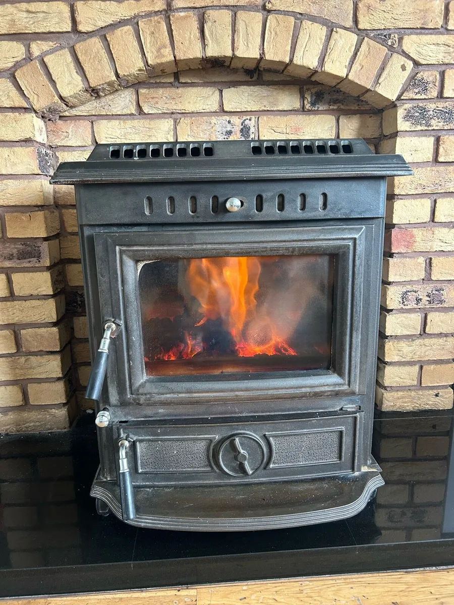 Stove - Image 1