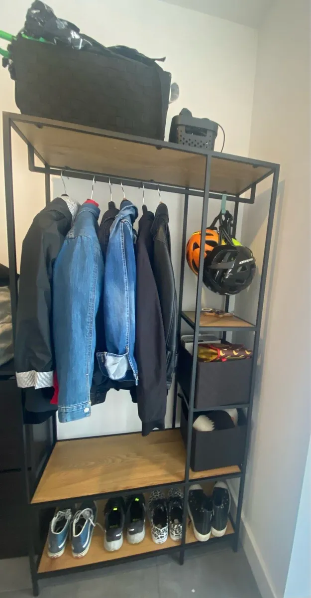 Clothes rack - Image 2