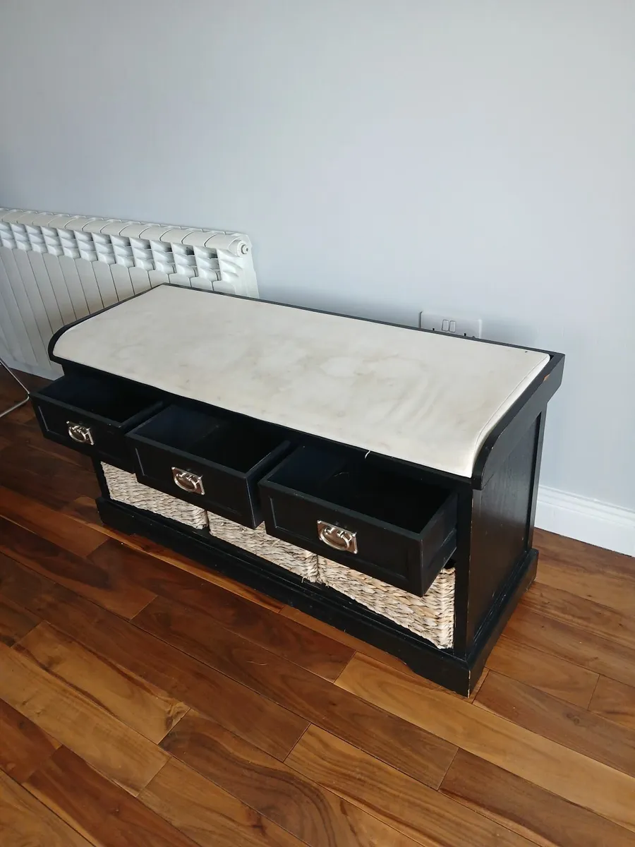 Hallway unit - Image 2