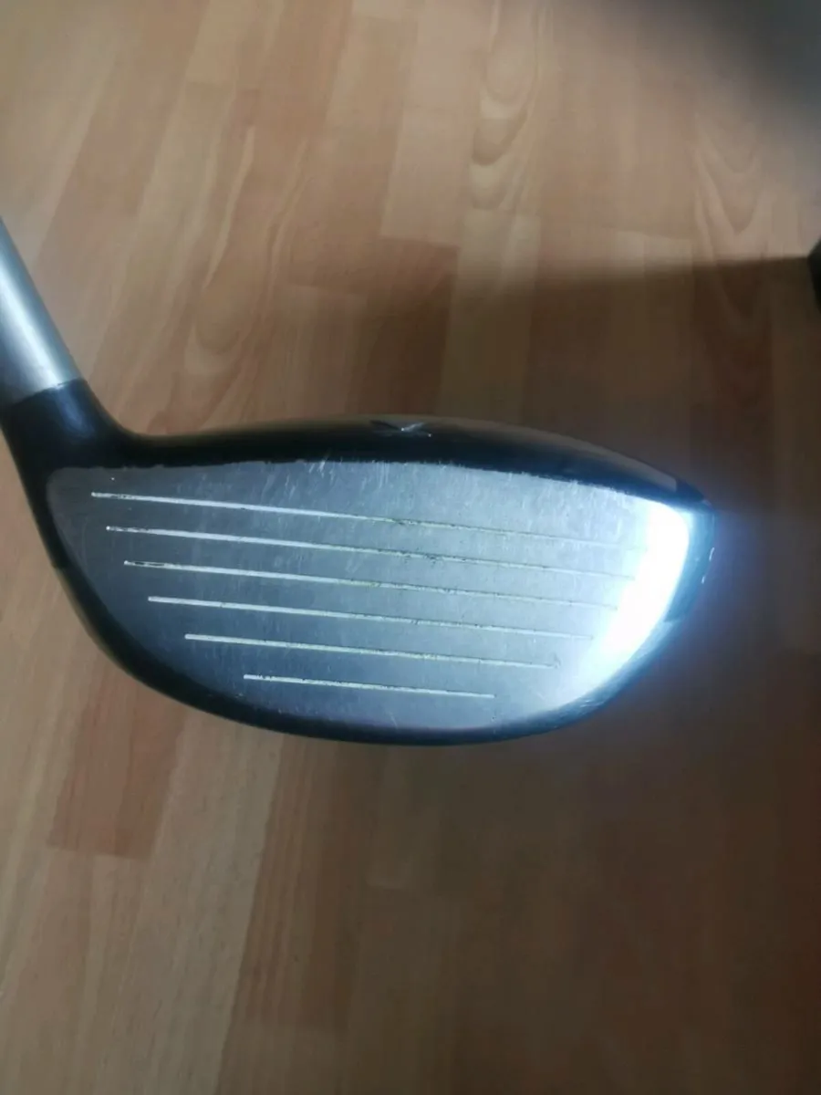 Left handed titleist 909 wood - Image 3