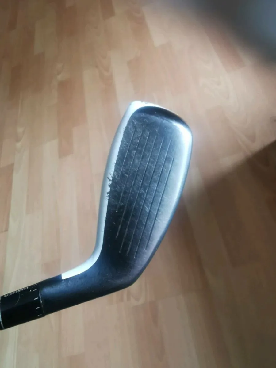 Left handed taylormade hybrid - Image 2