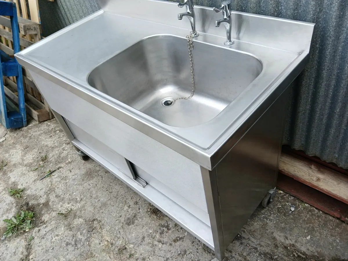 Stainless steel cabbinet /commercial sink .. - Image 2