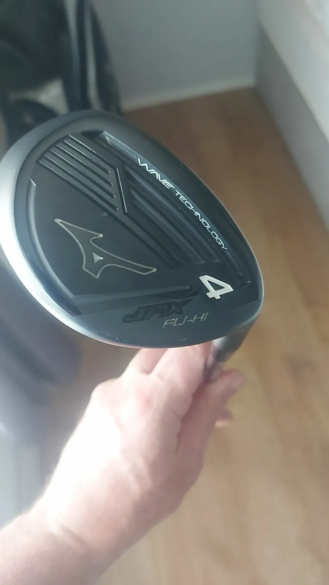 Mizuno 22 deg hybrid - Image 1
