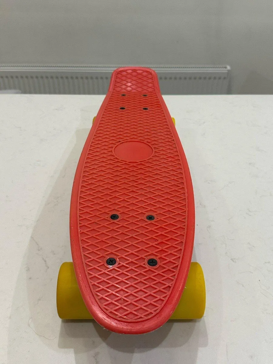 Penny Board Skateboard - Image 1