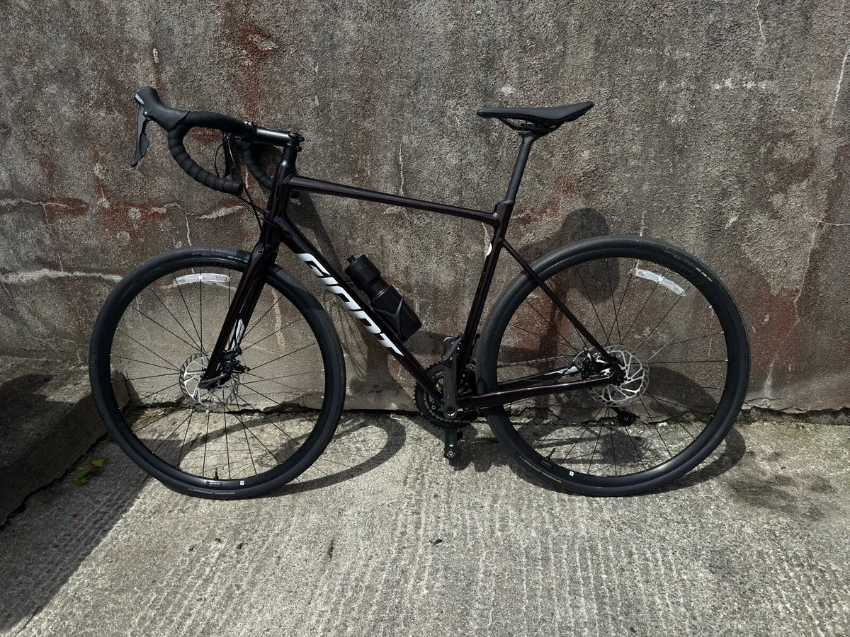 Giant Contend AR 2 - Image 1