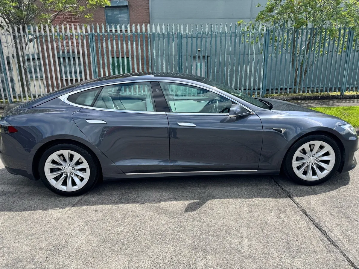 Tesla Model S 75D - Fresh NCT - Image 2