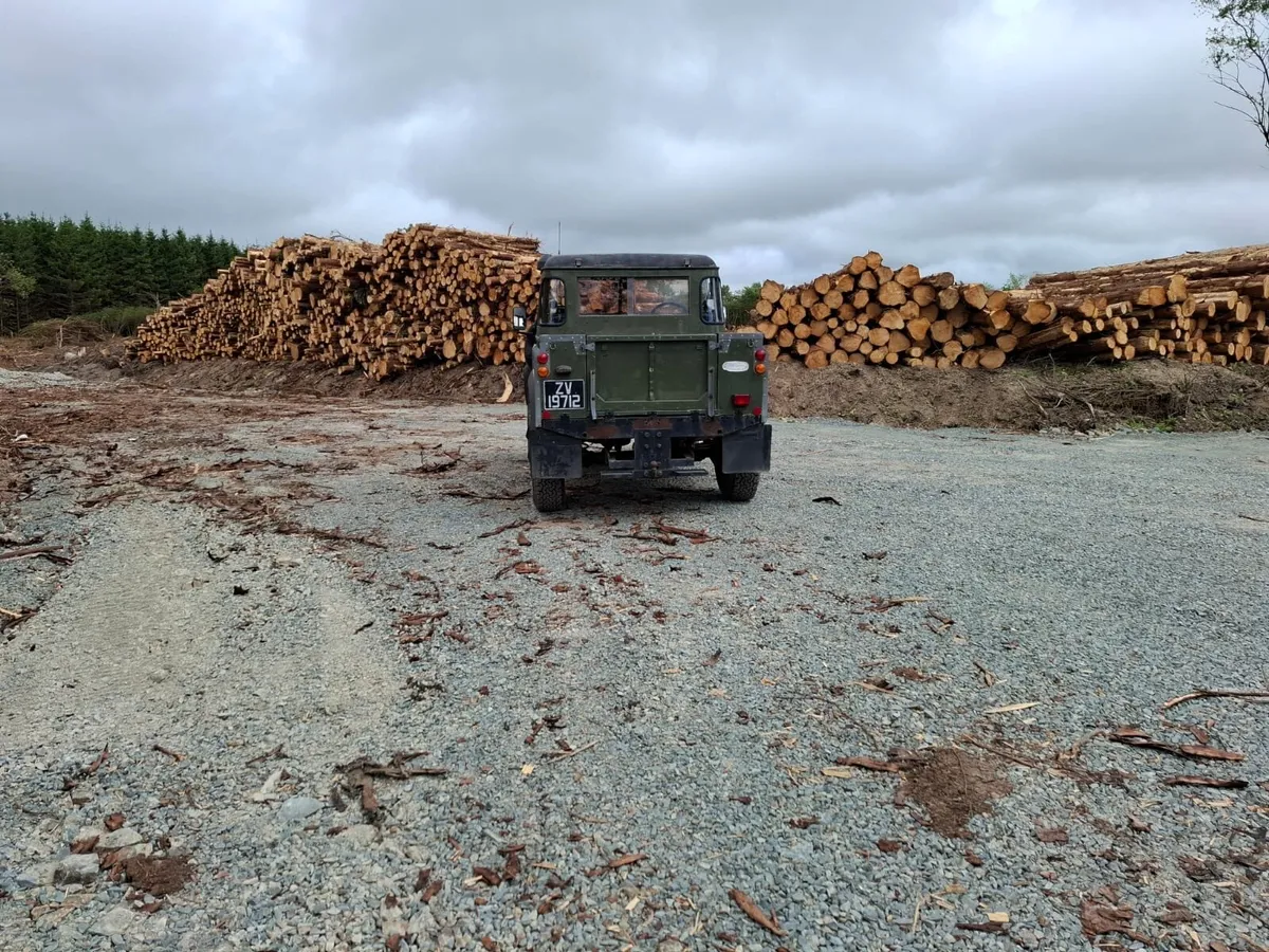 Land Rover defender - Image 4