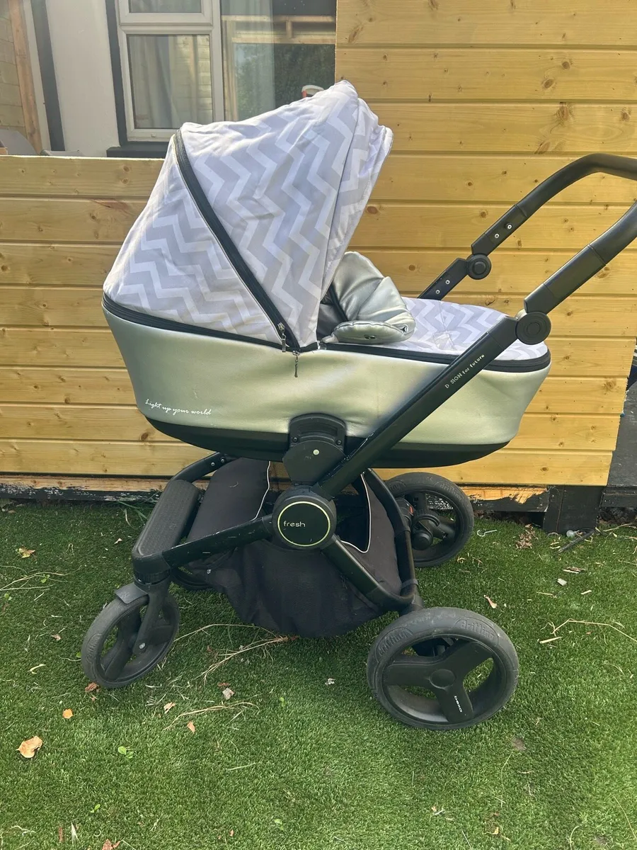 Pram - Image 3
