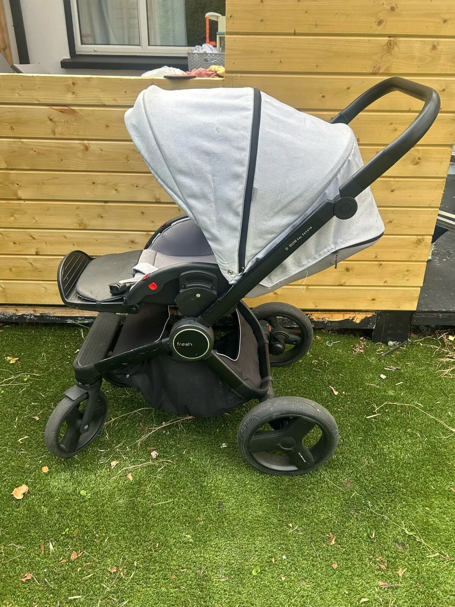 Pram - Image 4