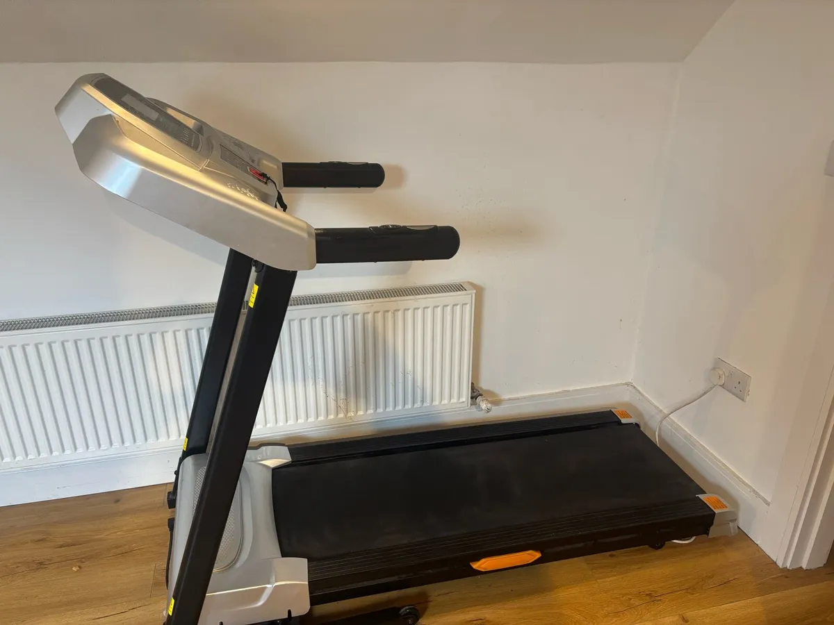 Treadmill - Image 2