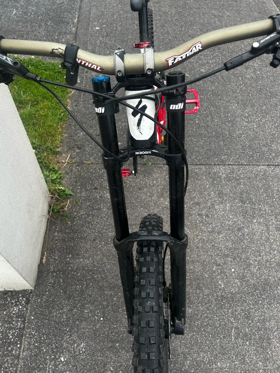 Downhill mountain bike - Image 3
