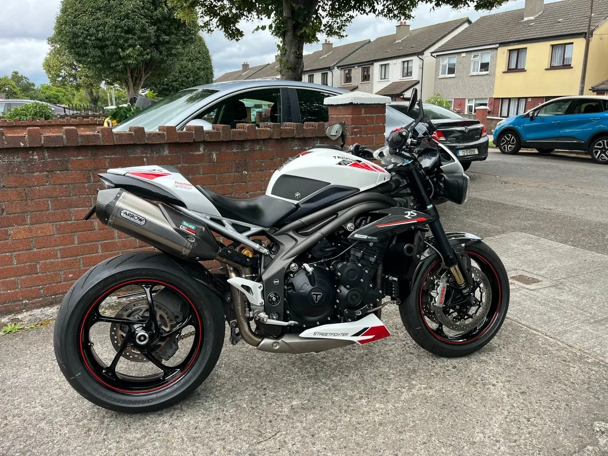 2019 TRIUMPH SPEED TRIPLE RS. - Image 2