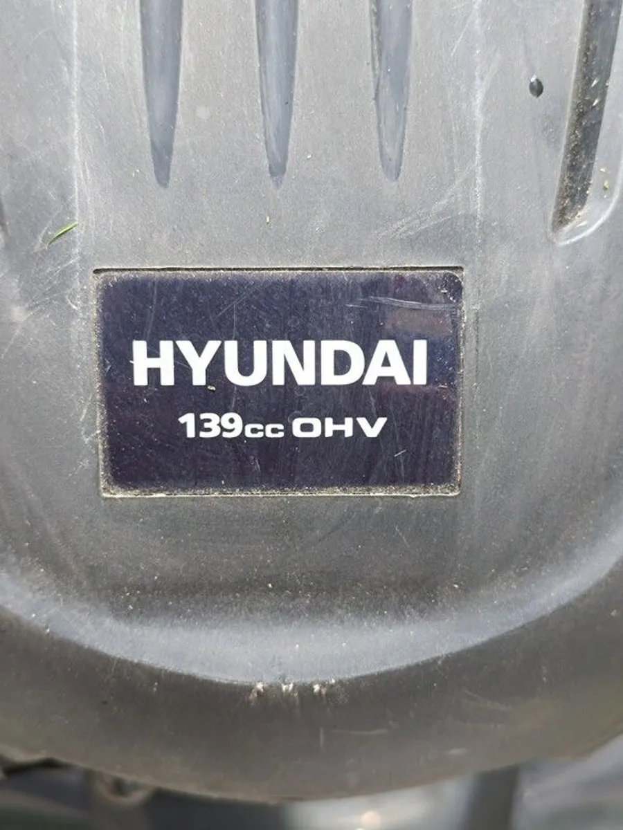 Hyundai petrol lawn mower 139cc - Image 4