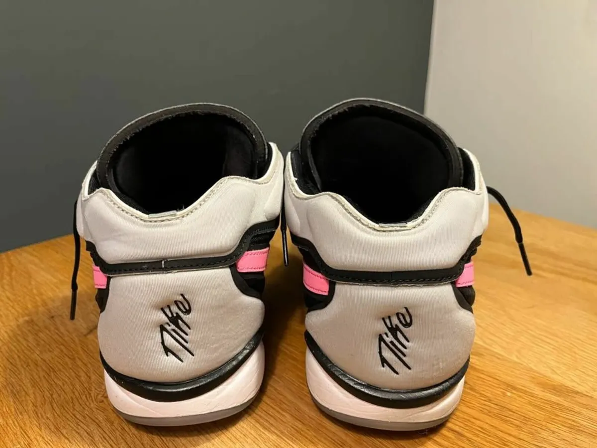 Nike G.T Hustle 2 Basketball shoes UK9 - Image 3