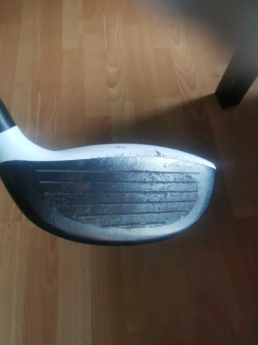 Left handed taylormade 3 Wood - Image 3