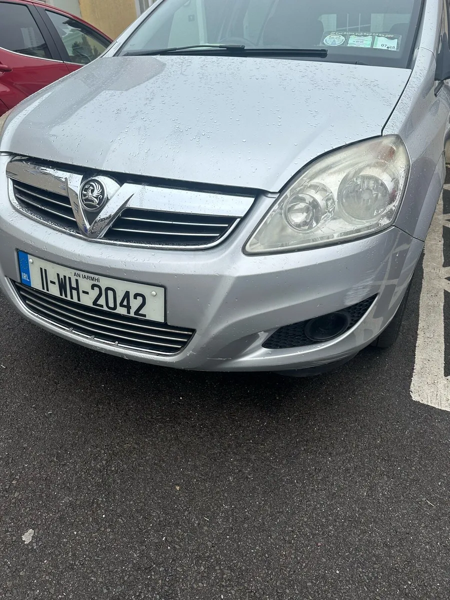Opel zafira 2011 - Image 1