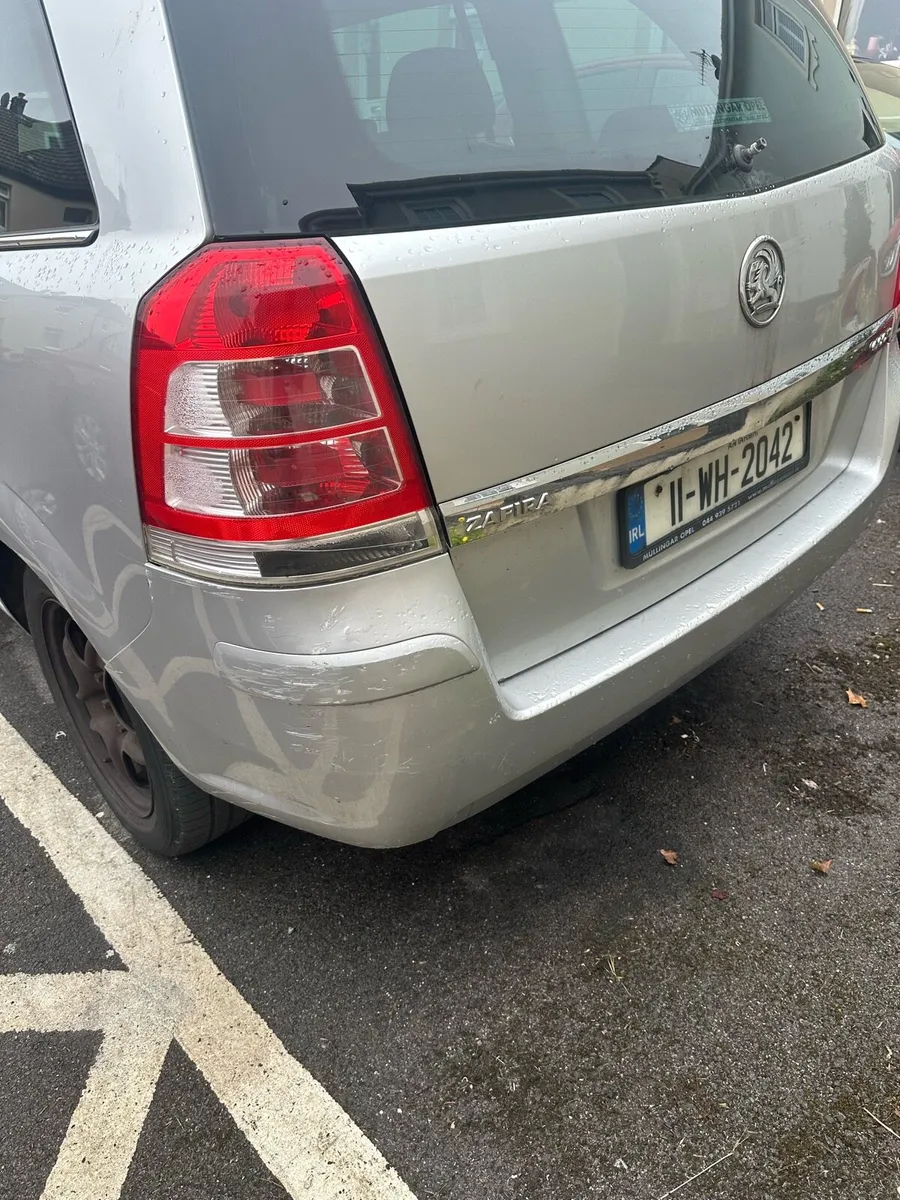 Opel zafira 2011 - Image 2