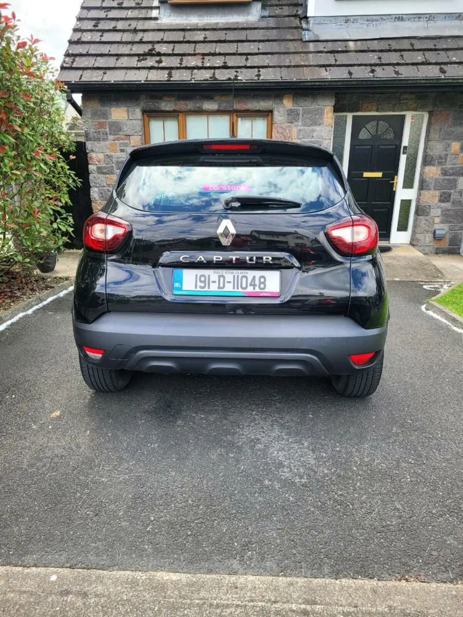 191 Renault Captur - Image 1