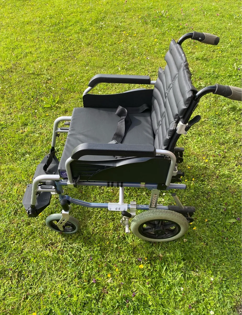 Excel G-5 Lightweight Self-Propelled Wheelchair - Image 3