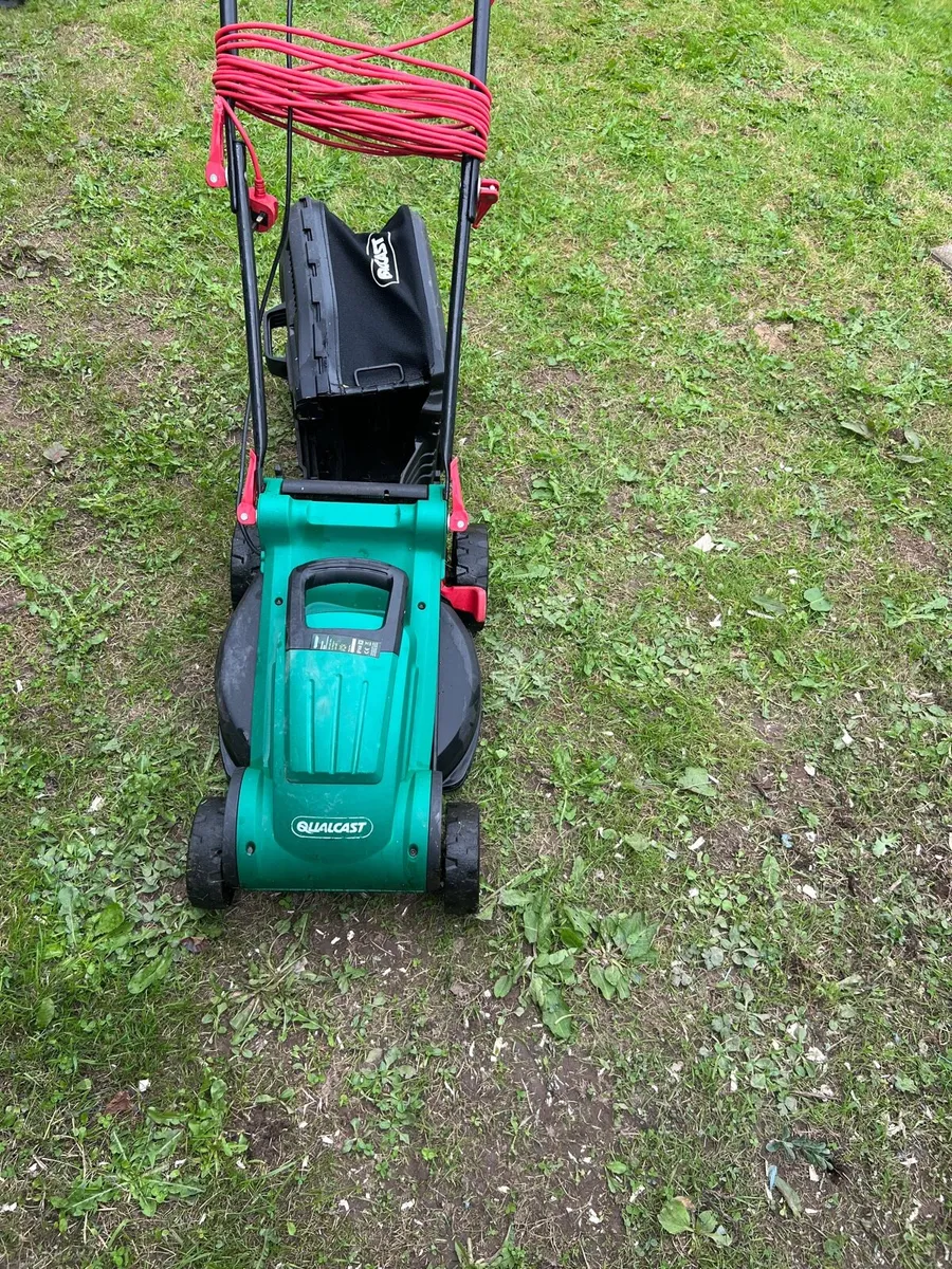 Electric lawnmower - Image 4